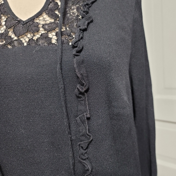 ELOQUII Crepe Lace Detail Blouse - Picture 7 of 7